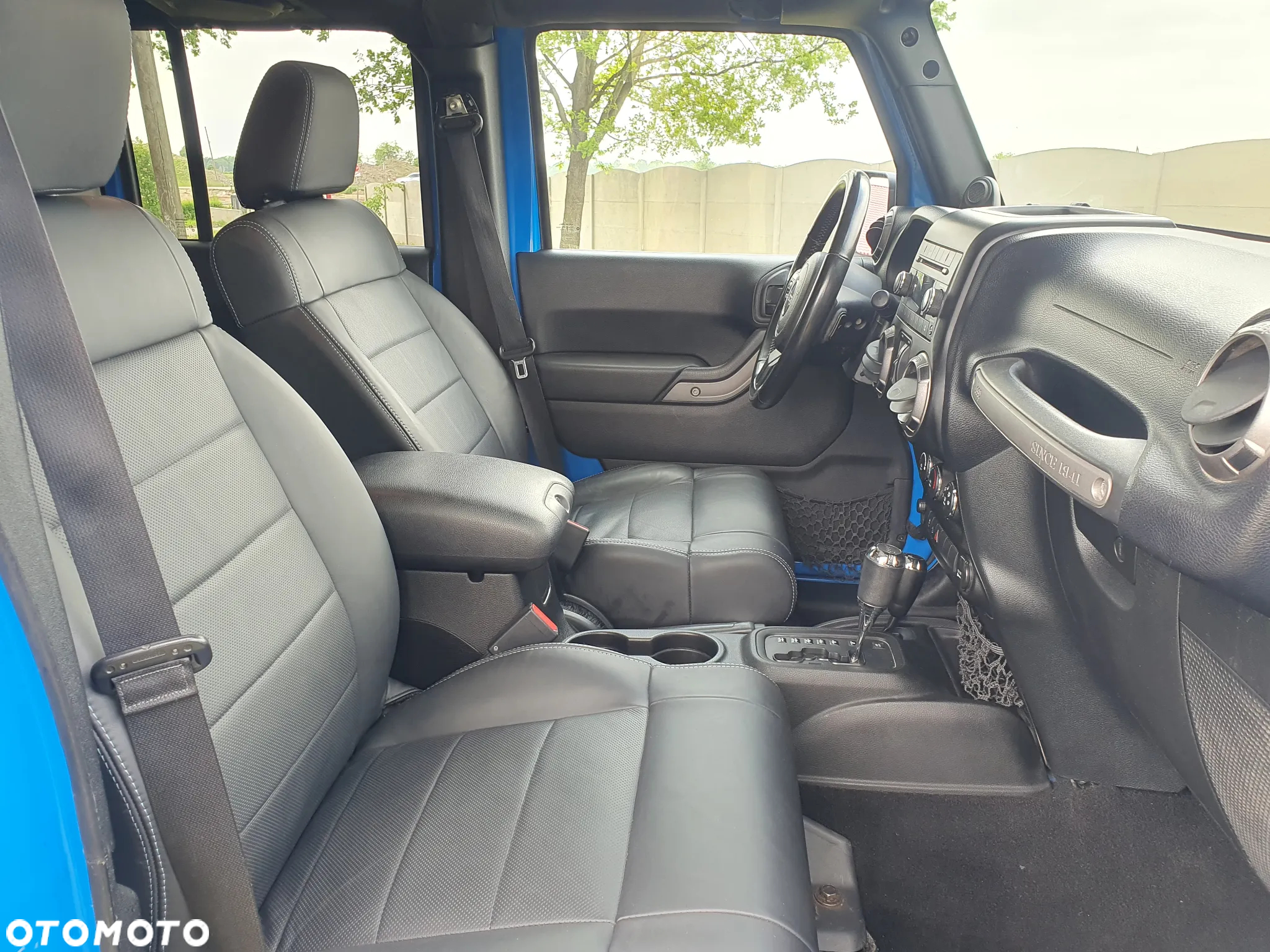 Jeep Wrangler Unlimited 3.8 Automatik Sahara - 27