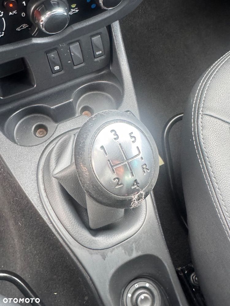 Dacia Duster SCe 115 4x2 Prestige - 24