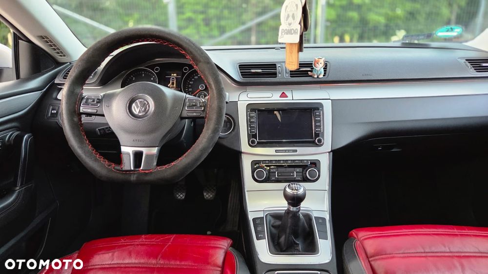Volkswagen Passat CC - 10