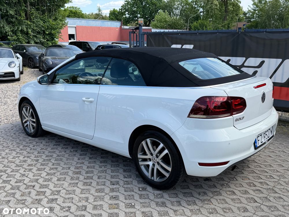Volkswagen Golf 1.6 TDI DPF Highline - 9