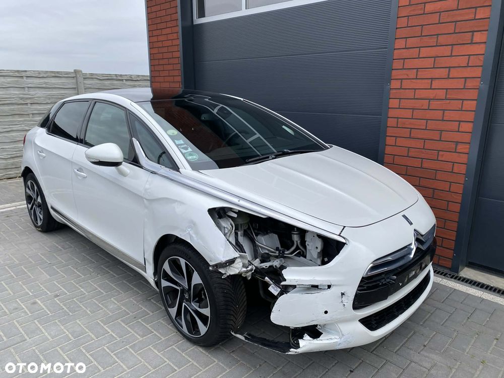 Citroën DS5 HDi 165 SportChic - 40