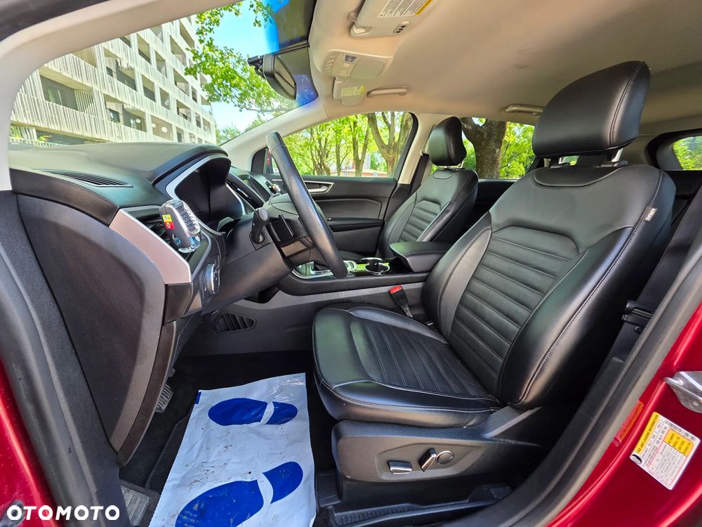 Ford Edge - 5