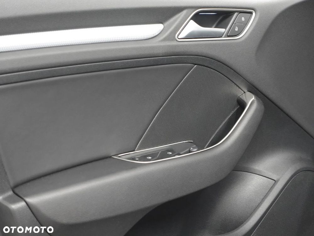 Audi A3 Sportback 2.0 TDI quattro - 18