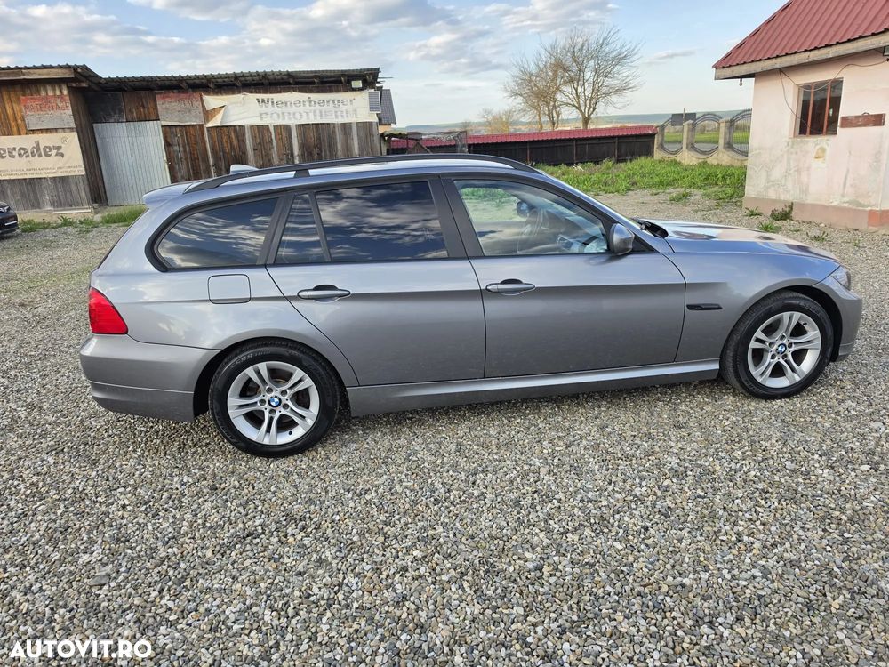 BMW Seria 3 320d xDrive DPF - 17