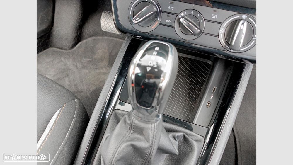 Skoda Kamiq 1.0 TSI Ambition DSG - 23
