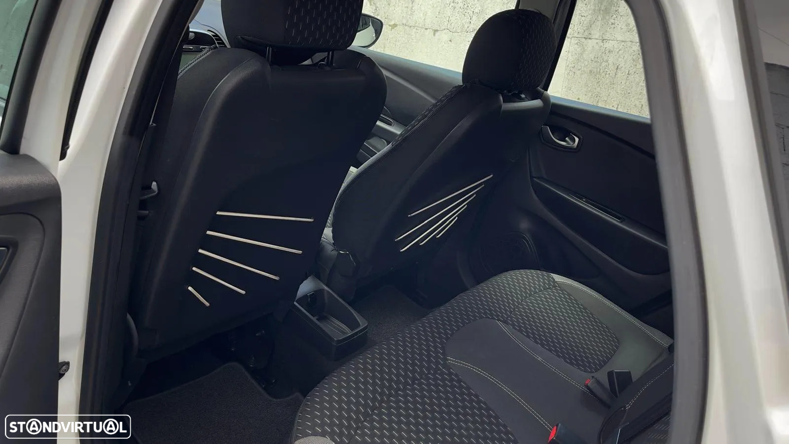 Renault Captur (ENERGY) TCe 90 INTENS - 21