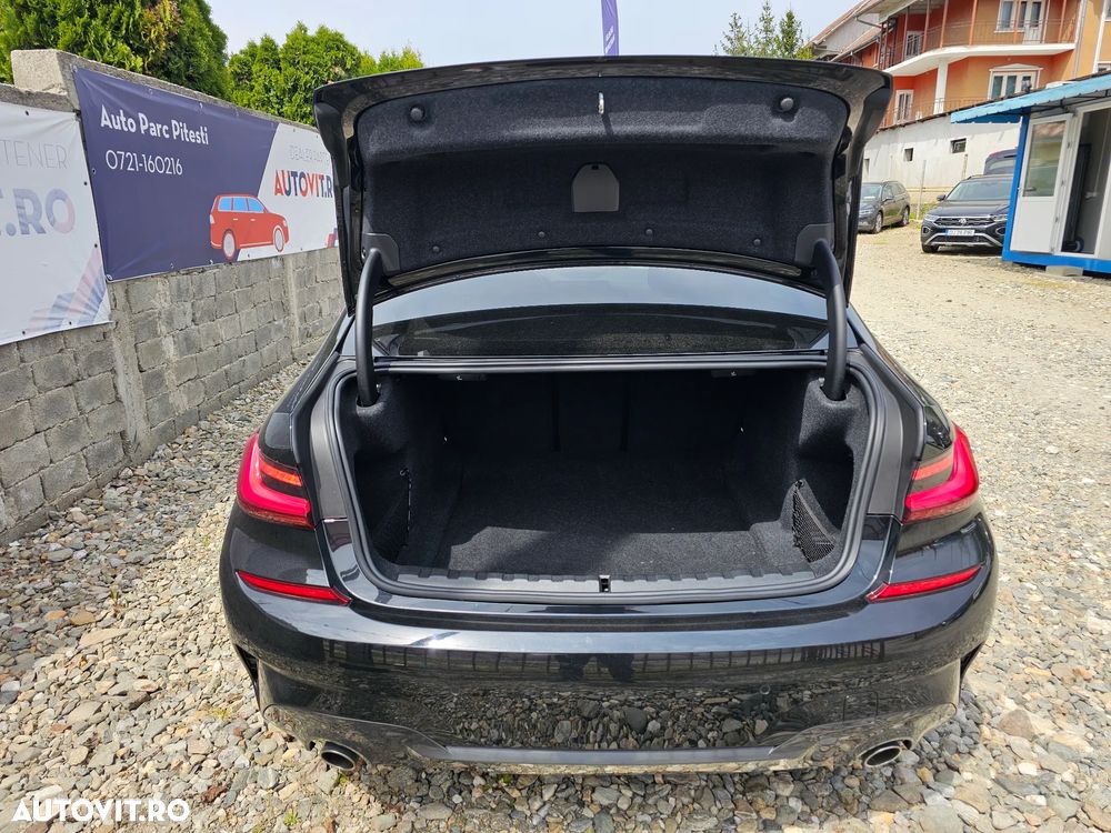 BMW Seria 3 320d Aut. Edition M Sport Shadow - 7