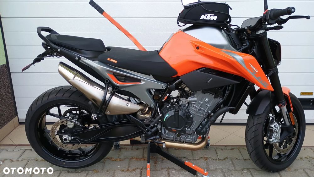 KTM Duke - 4