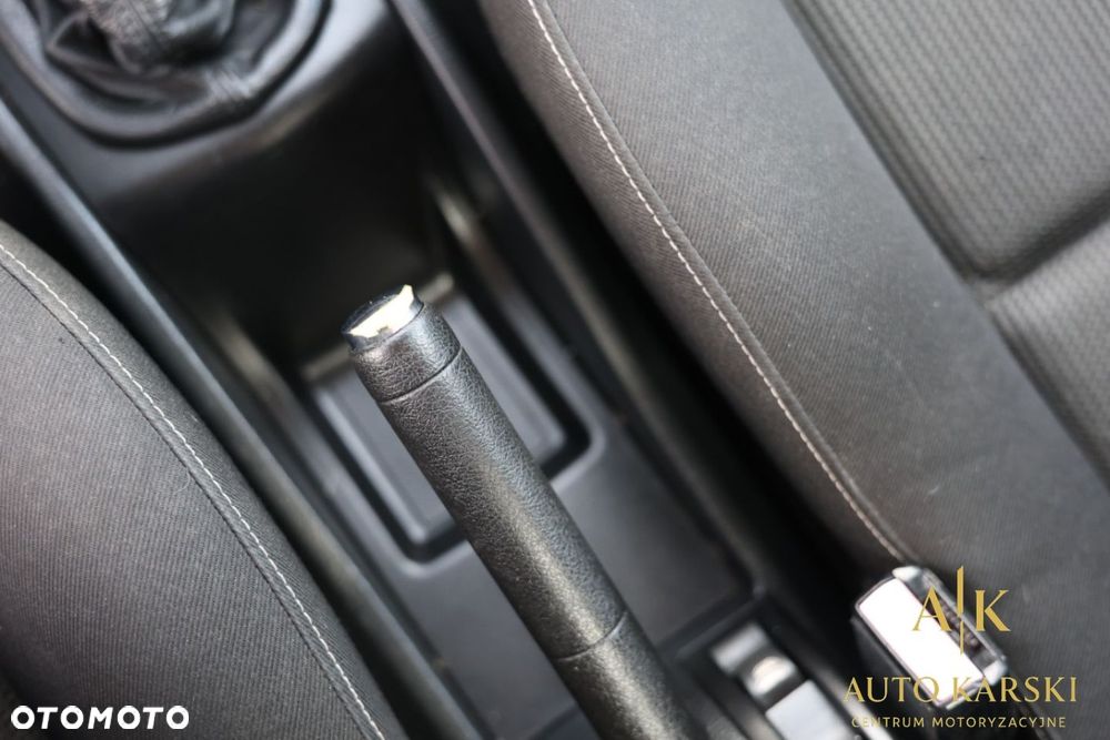 Peugeot 207 - 25
