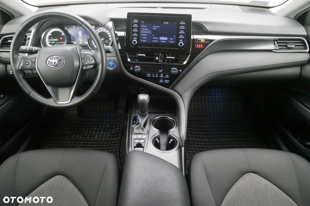 Toyota Camry 2.5 Hybrid Comfort CVT - 8