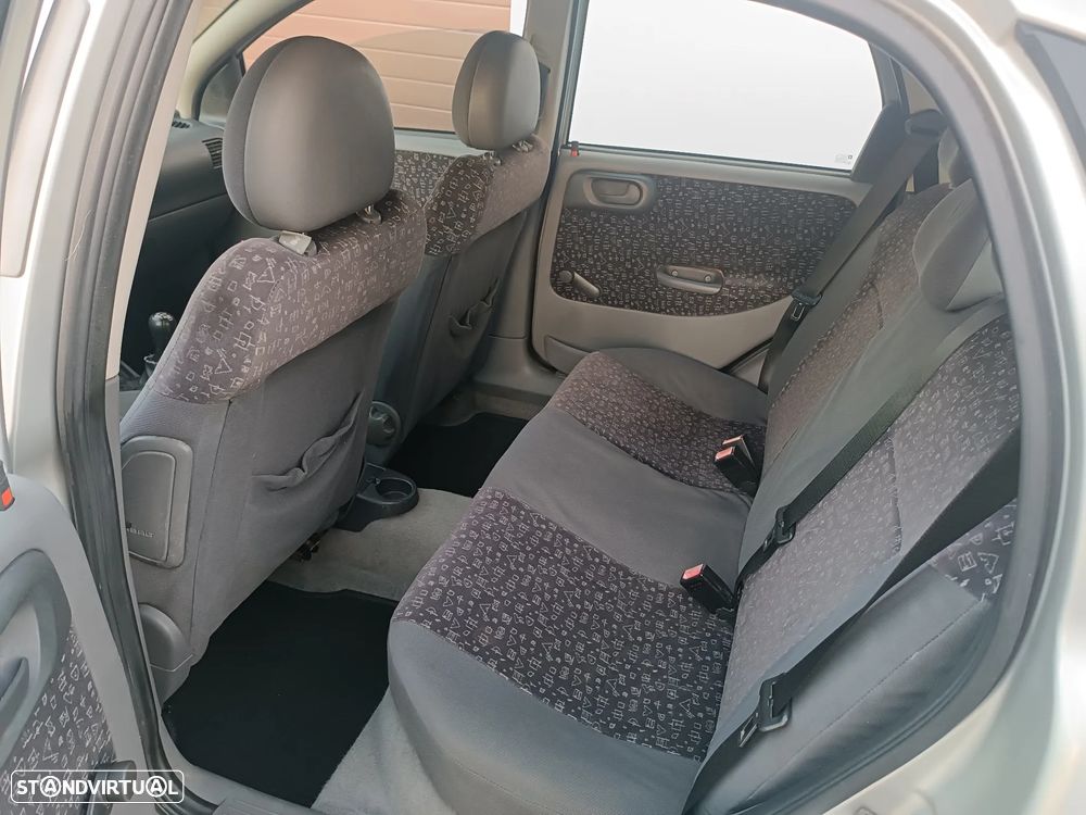 Opel Corsa 1.2 16V Elegance - 16