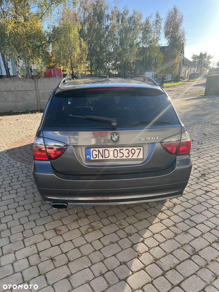 BMW Seria 3 320d - 5