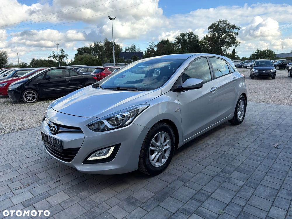 Hyundai i30 1.6 GDI Premium - 19