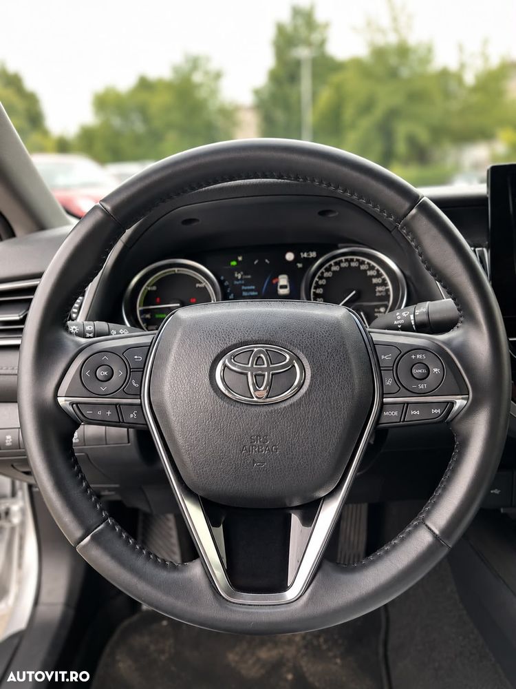 Toyota Camry 2.5 Business - 13
