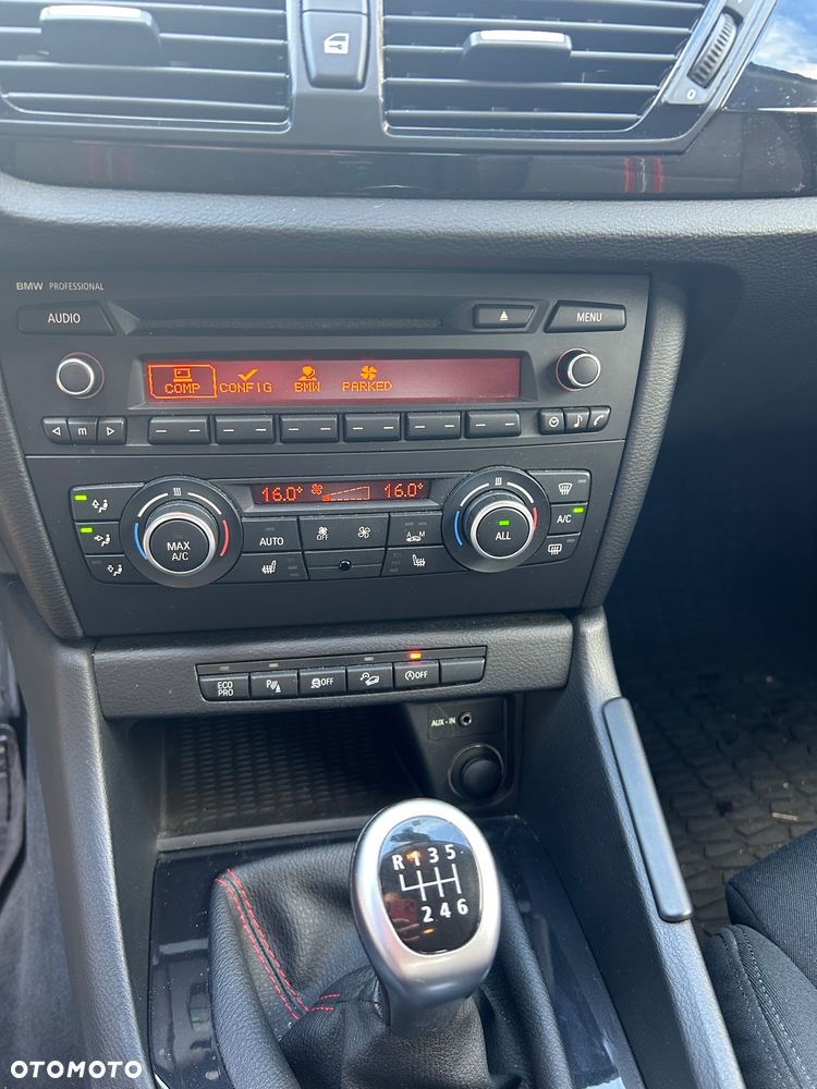 BMW X1 xDrive20d Sport Line - 15