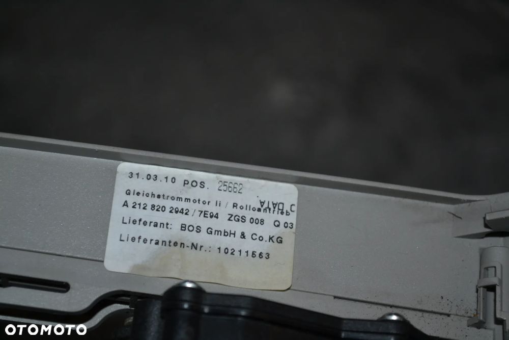 MERCEDES W212 KOMBI PROWADNICA ROLETY BAGAŻNIKA LEWA 2128202942 - 4