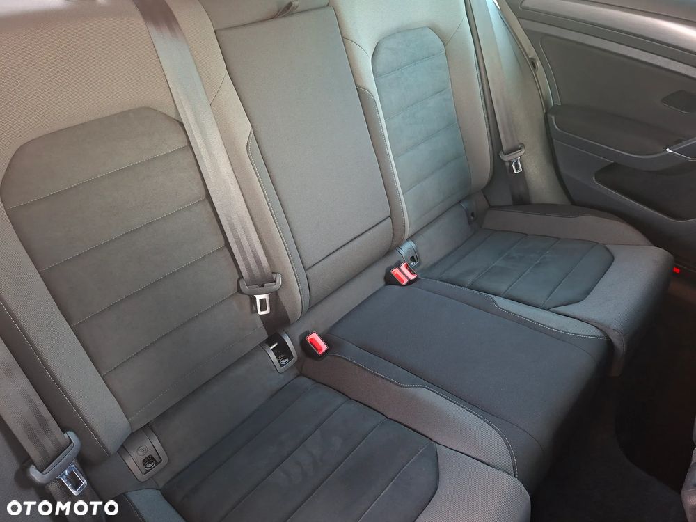 Volkswagen Golf 1.6 TDI BMT Comfortline - 34