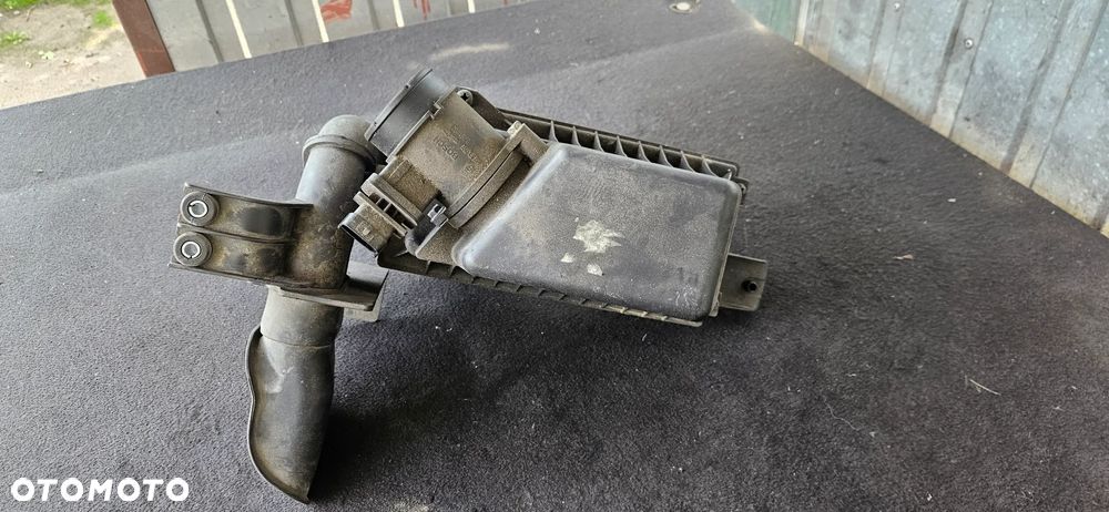 Obudowa filtr powietrza 53k-a01 Suzuki Swift IV 1,3 DDIS - 1