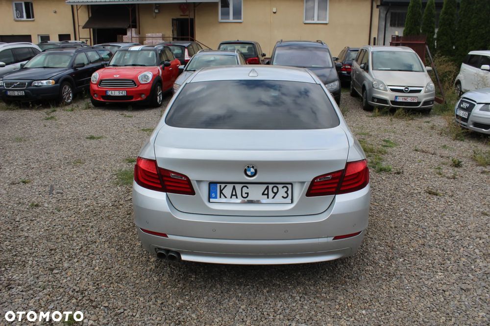 BMW Seria 5 520d - 10