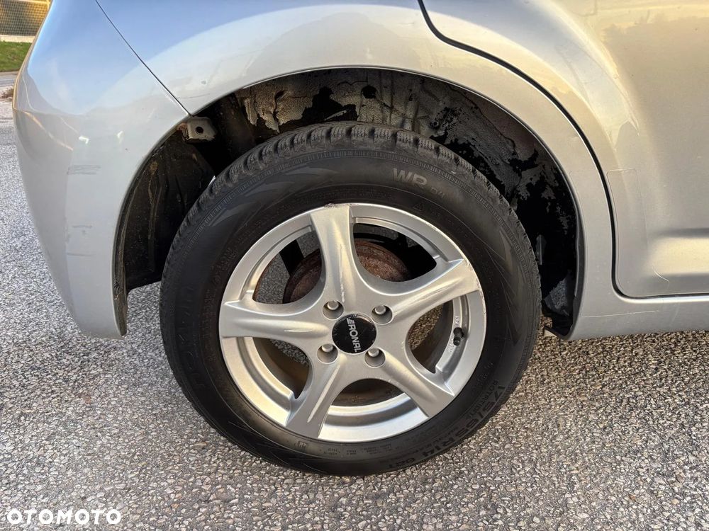 Daihatsu Sirion 1.3 - 21