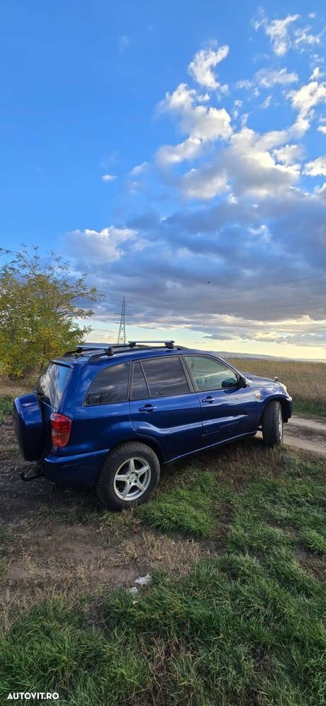 Toyota RAV4 D-4D 4x4 - 2