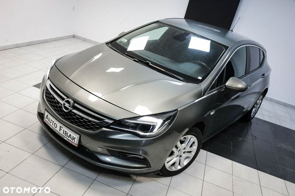 Opel Astra - 4