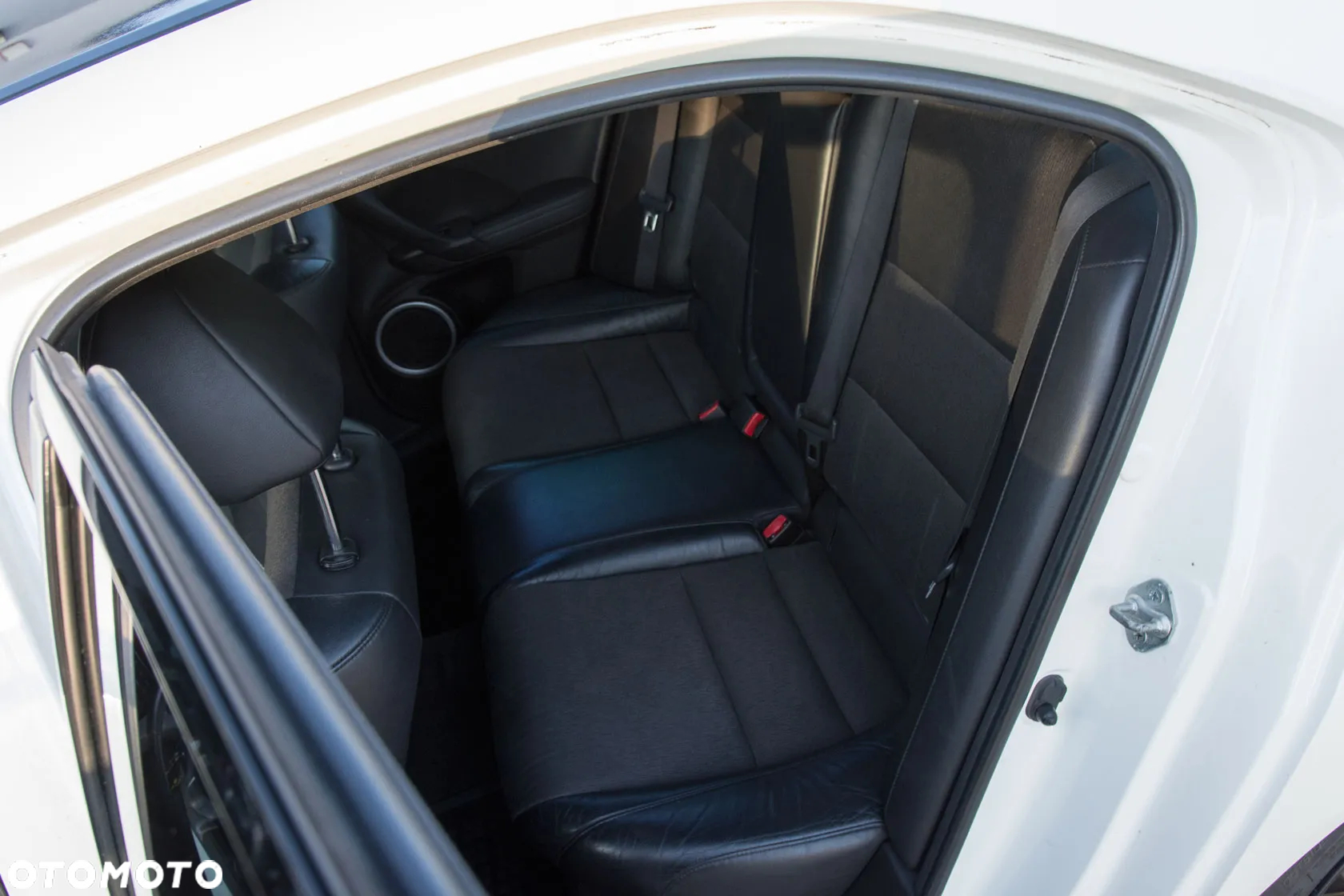 Honda Accord 2.2d Type S - 11