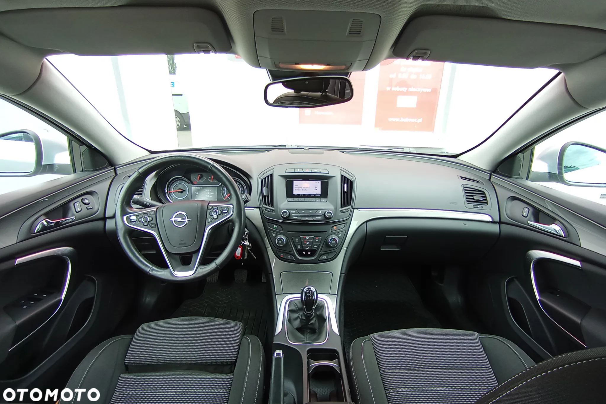 Opel Insignia - 28