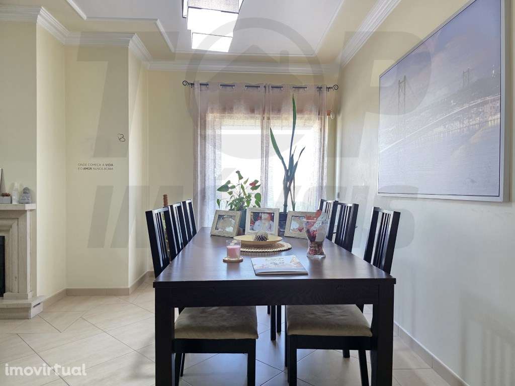 Apartamento T2 com 91 m² + parqueamento em Pirescoxe - Santa Iria d... - Grande imagem: 3/20