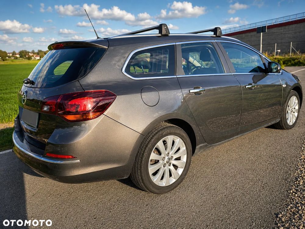 Opel Astra 1.4 T Sport - 2