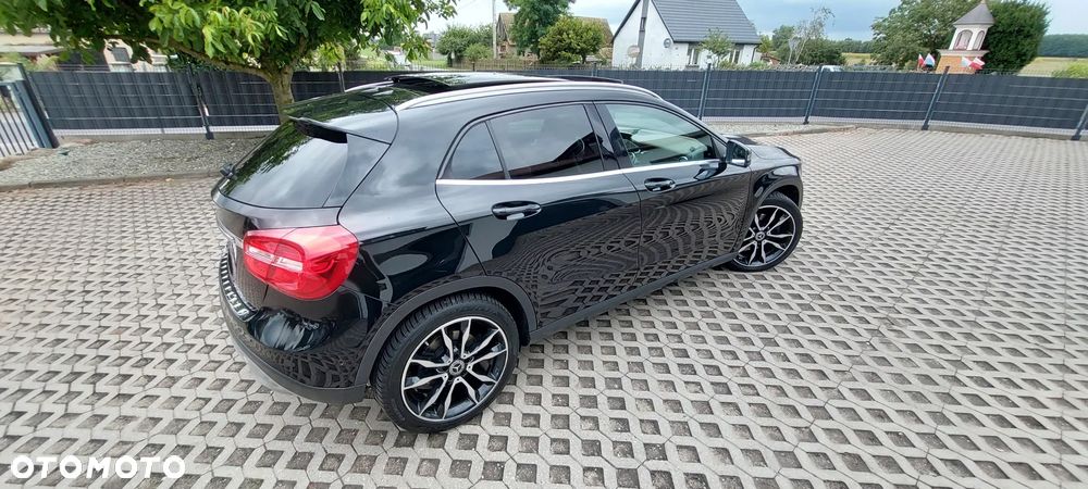 Mercedes-Benz GLA - 7