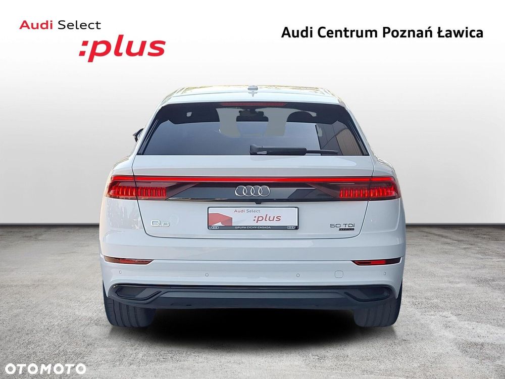 Audi Q8 - 9