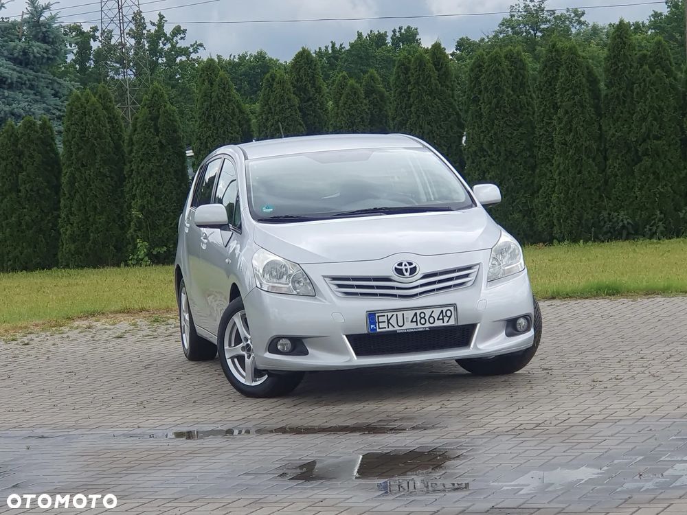 Toyota Verso - 7