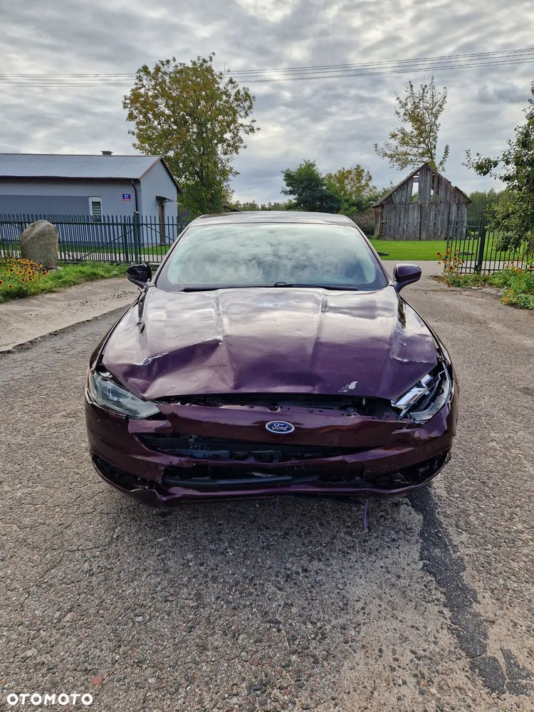 Ford Fusion - 4