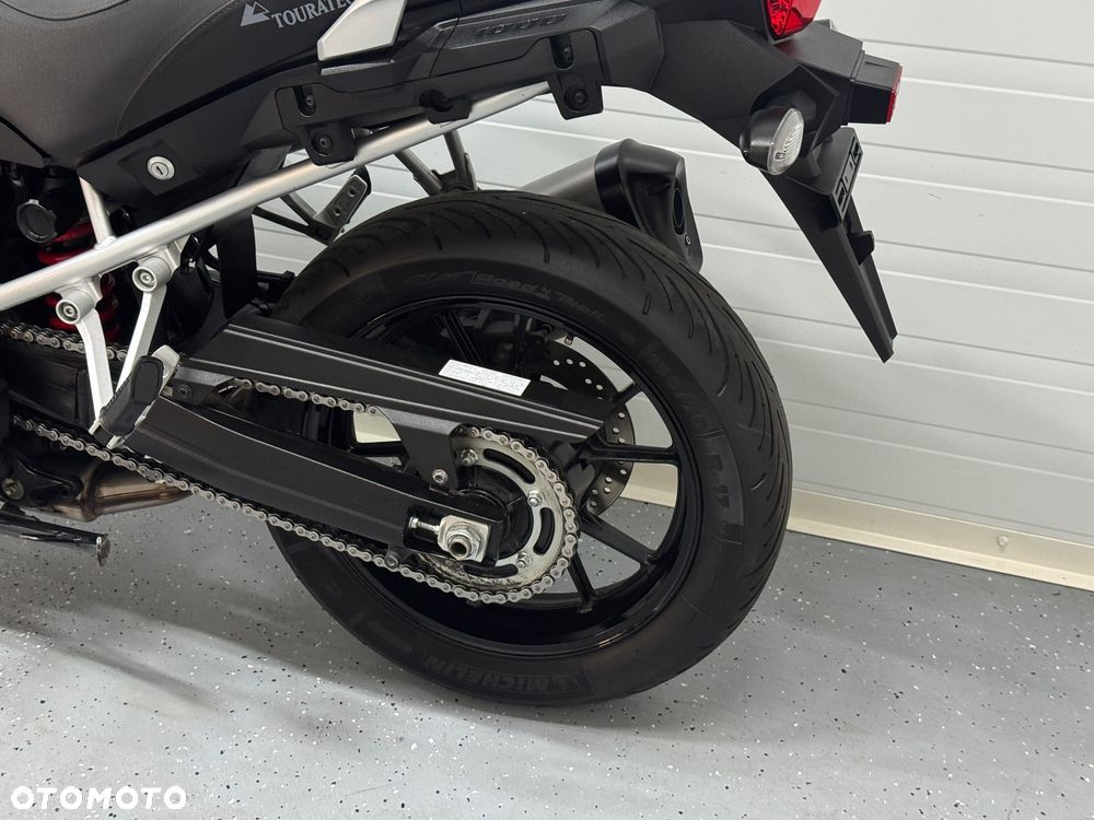 Suzuki V-STROM - 23