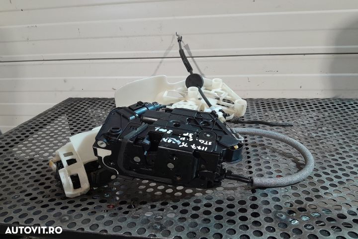 Broasca usa spate stanga 5N0839015G Volkswagen VW Tiguan 1 5N [2007 - - 5