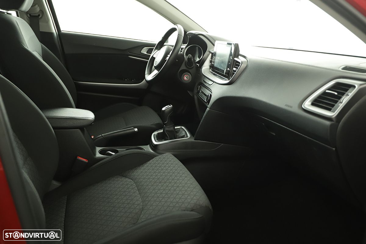 Kia Ceed 1.0 T-GDI Drive - 17