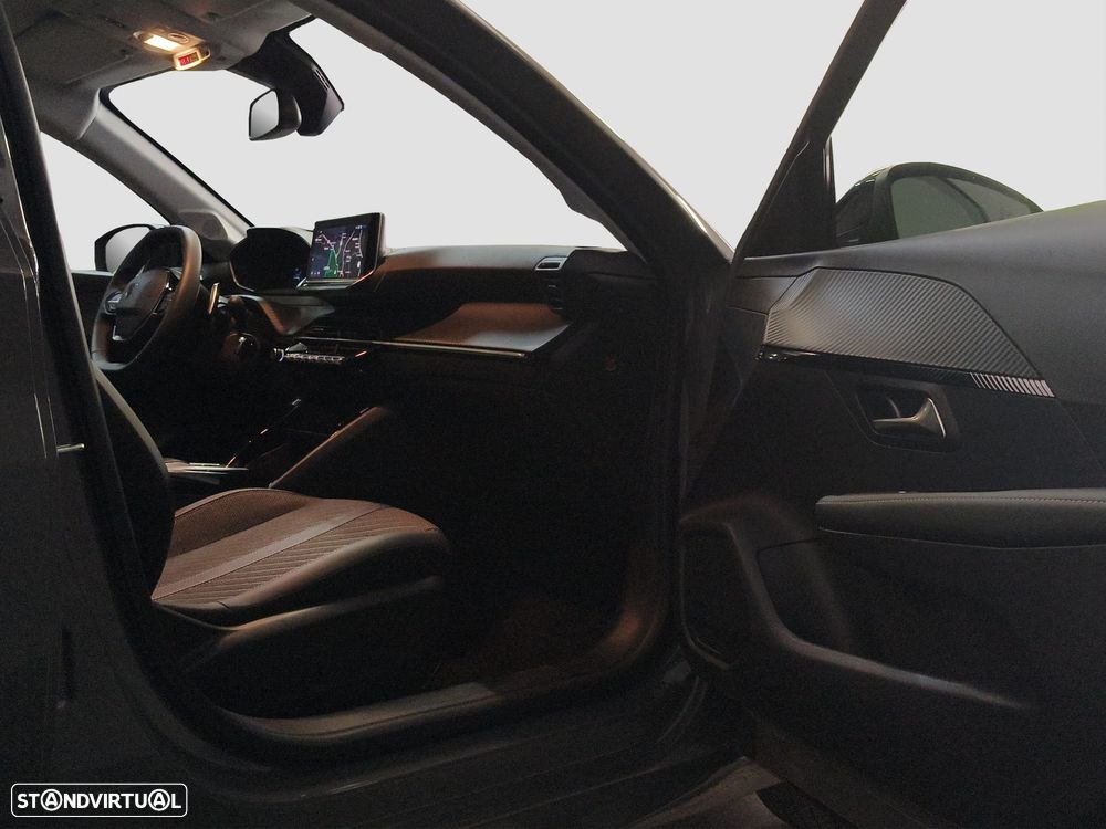 Peugeot 208 1.2 Hybrid Allure e-DCS6 - 36