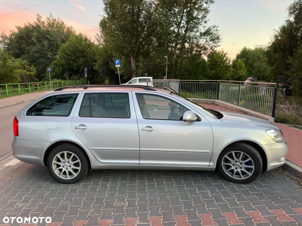 Skoda Octavia 2.0 TDI Elegance - 6
