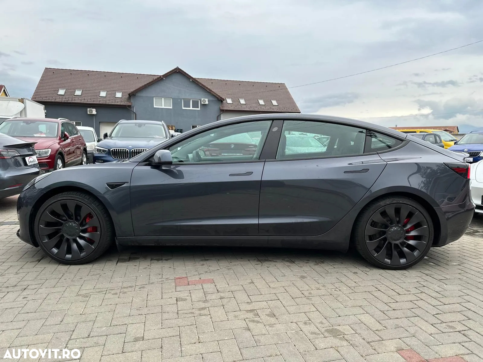Tesla Model 3 Langstreckenbatterie Allradantrieb Dual Motor Performance - 13