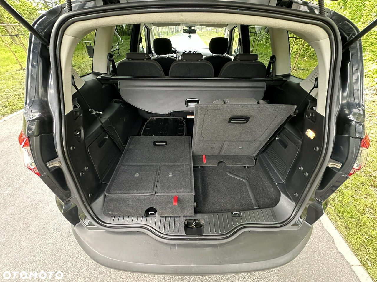 Ford S-Max - 25