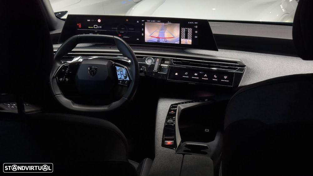 Peugeot E-3008 Allure - 49