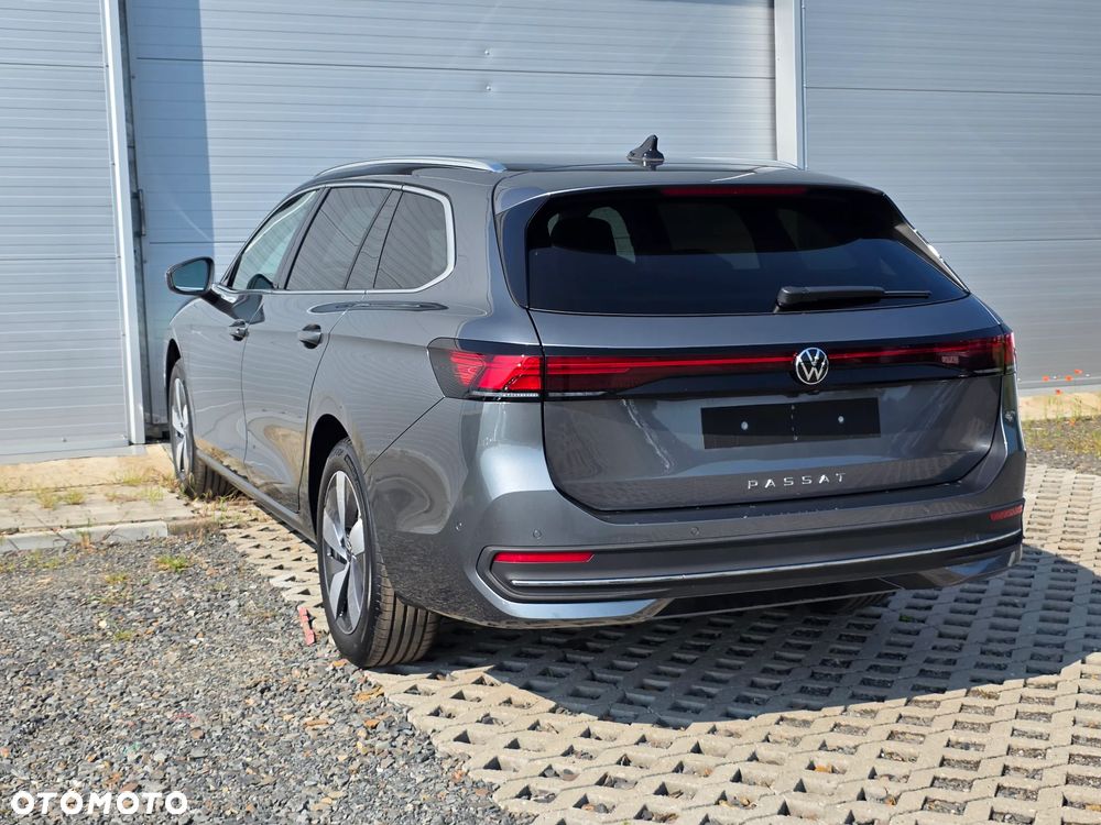 Volkswagen Passat - 7