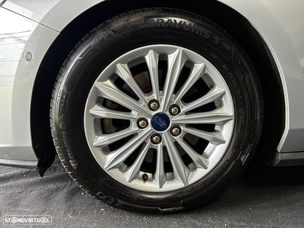 Ford Focus SW 1.5 TDCi EcoBlue Titanium - 12