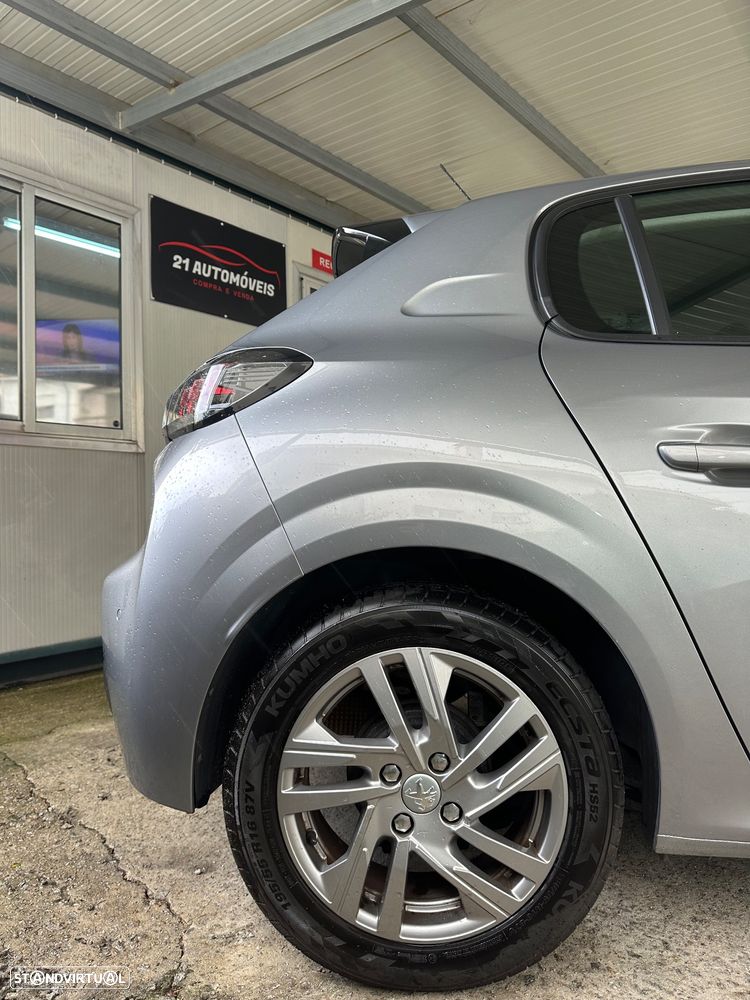 Peugeot 208 1.2 PureTech Active - 12