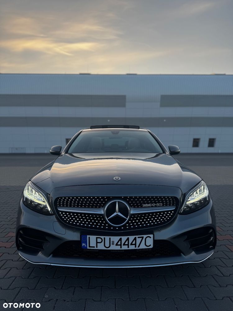Mercedes-Benz Klasa C 300 4Matic 9G-TRONIC AMG Line - 26