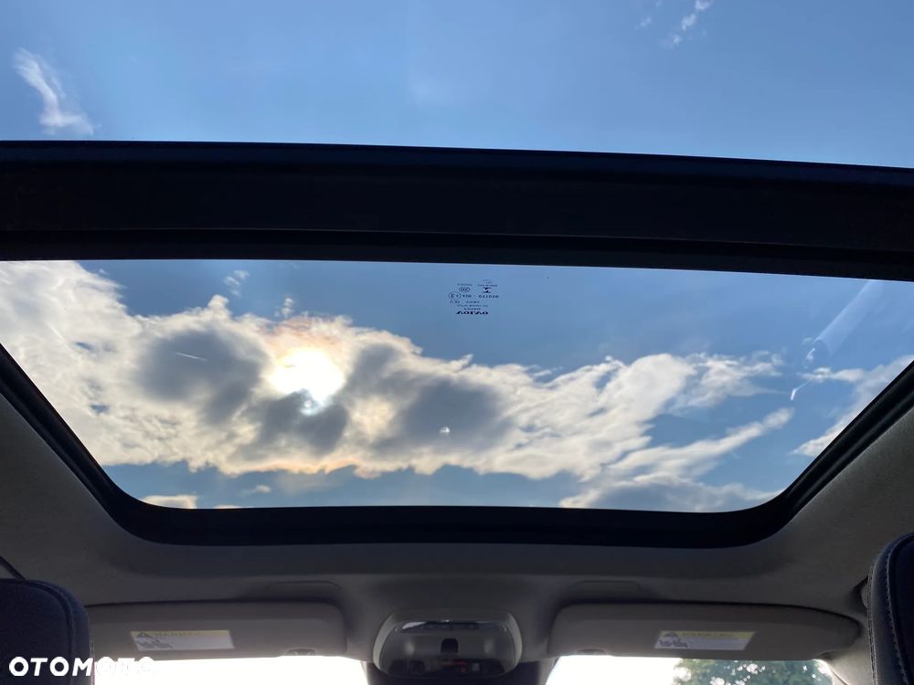 Volvo XC 40 T5 AWD Momentum Pro - 20