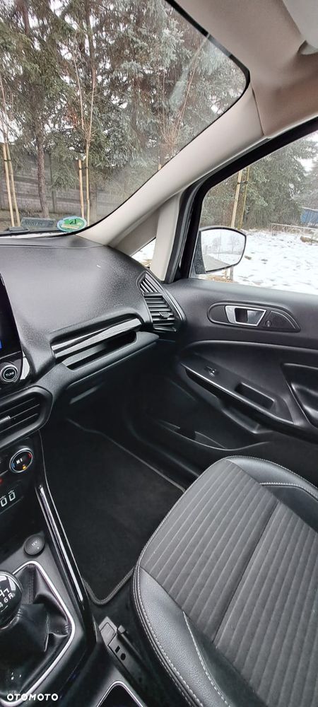 Ford EcoSport - 10