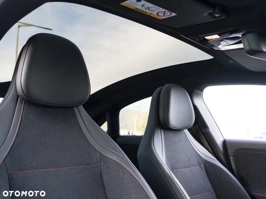 Mercedes-Benz CLA 200 mHEV 8G-DCT - 12