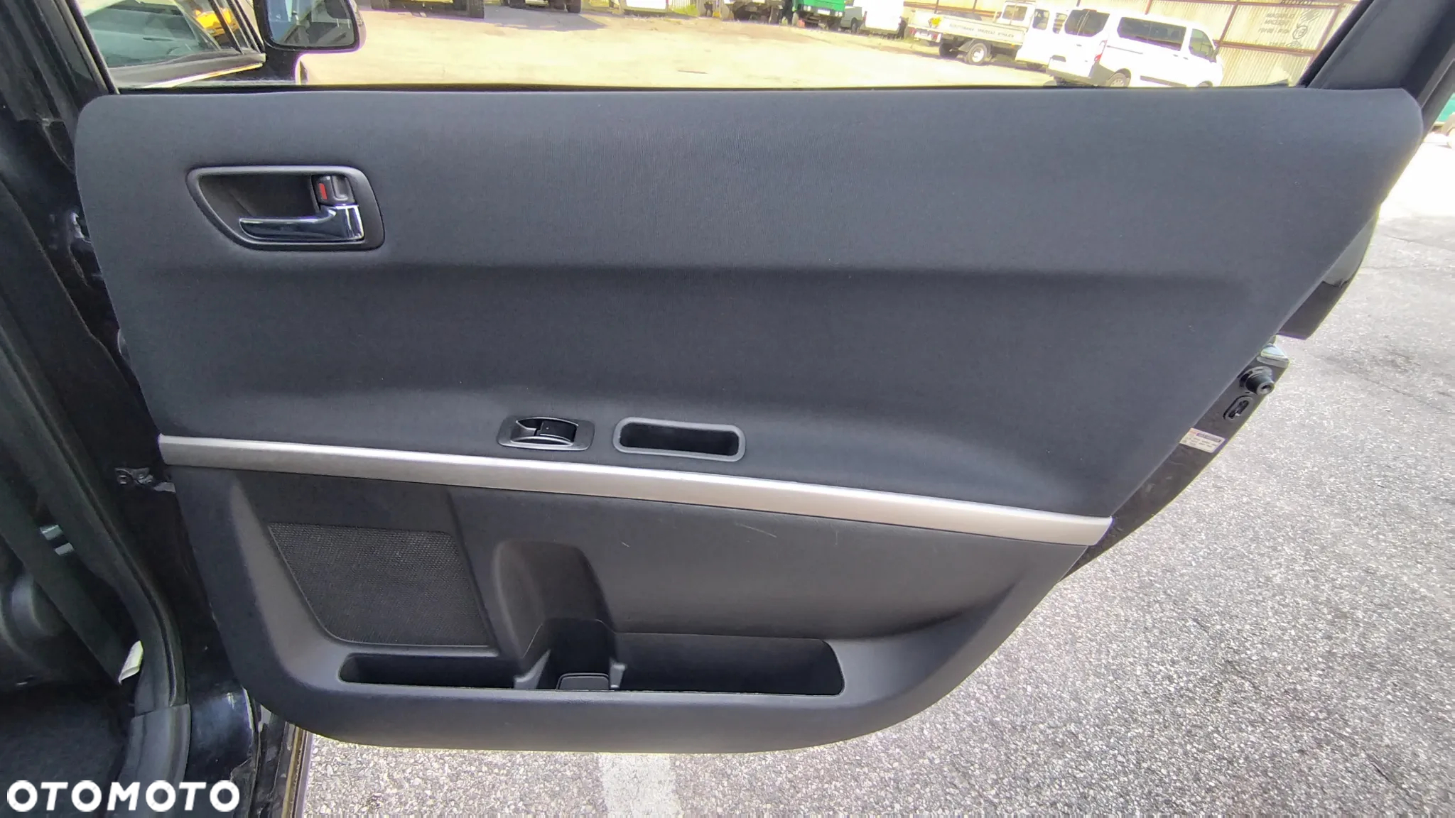 Toyota Corolla Verso 1.8 Sol + 7os - 25